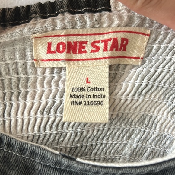 Cow print crop top 🐄🤍 - Picture 3 of 3